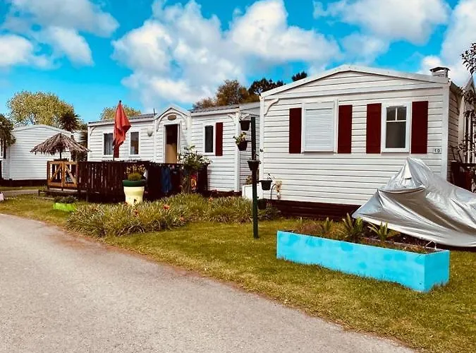 Aldeamento Turístico Bumgalow 5x